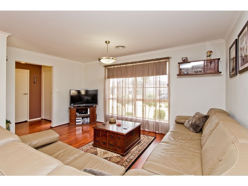 14 Lancelot Grove, Burton SA 5110