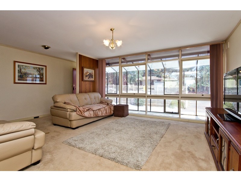 14 Launceston Avenue, Banksia Park SA 5091