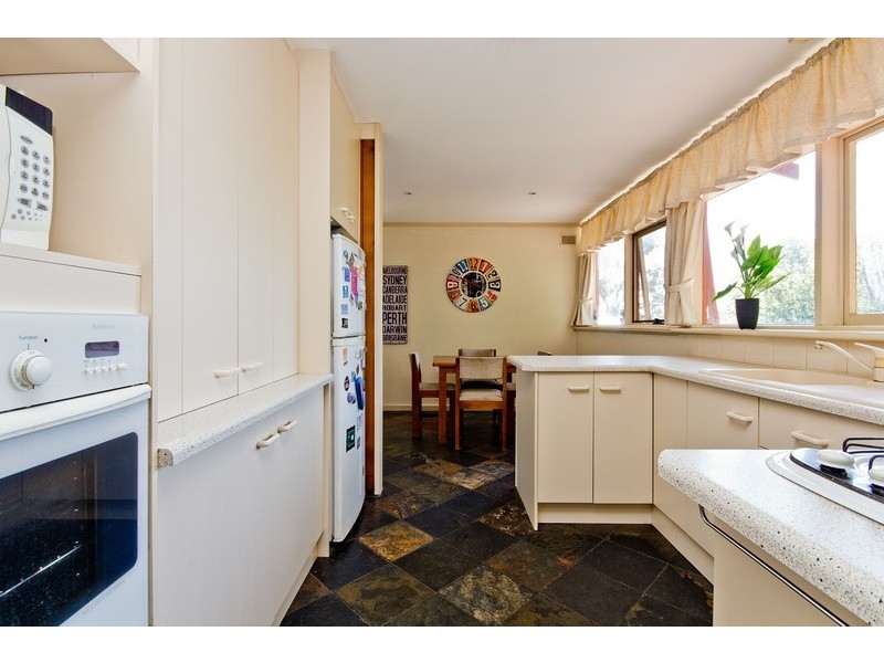 14 Launceston Avenue, Banksia Park SA 5091