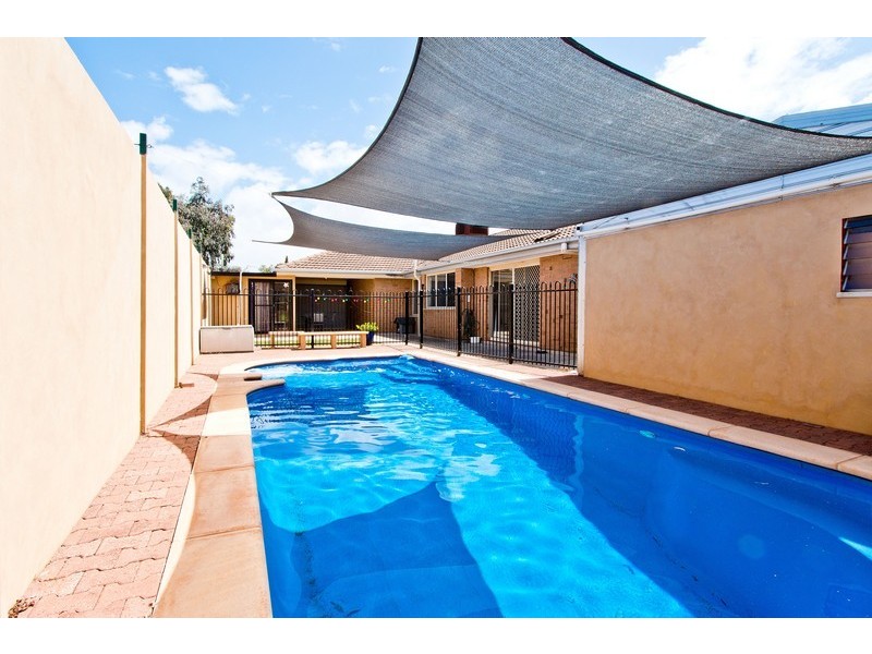 97 Fairbanks Drive, Paralowie SA 5108