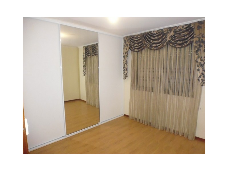 2 Maguire Crescent, Burton SA 5110