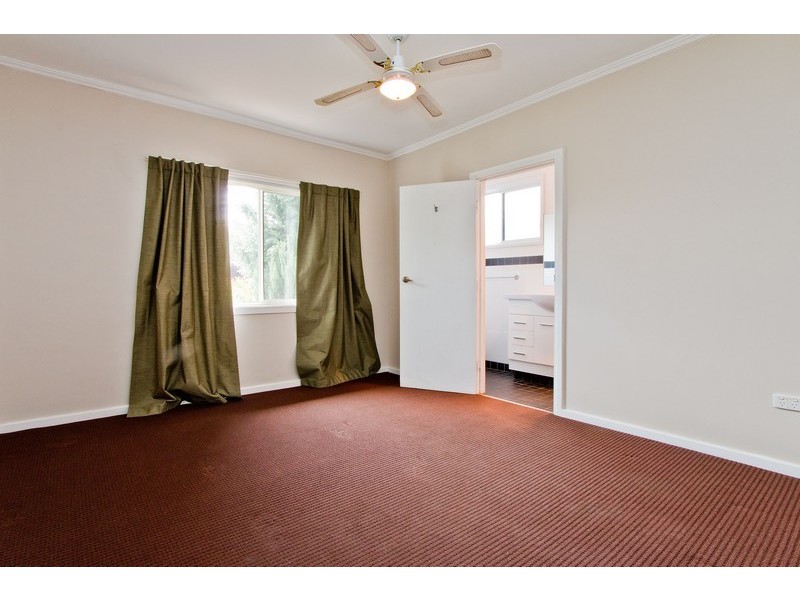 15 Sherwood Avenue, Salisbury East SA 5109