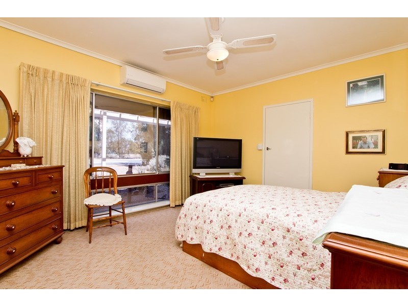 7 Trotters Drive, Globe Derby Park SA 5110