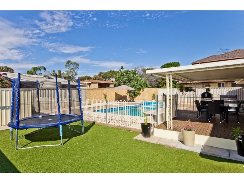 28 Buckingham Drive, Salisbury East SA 5109