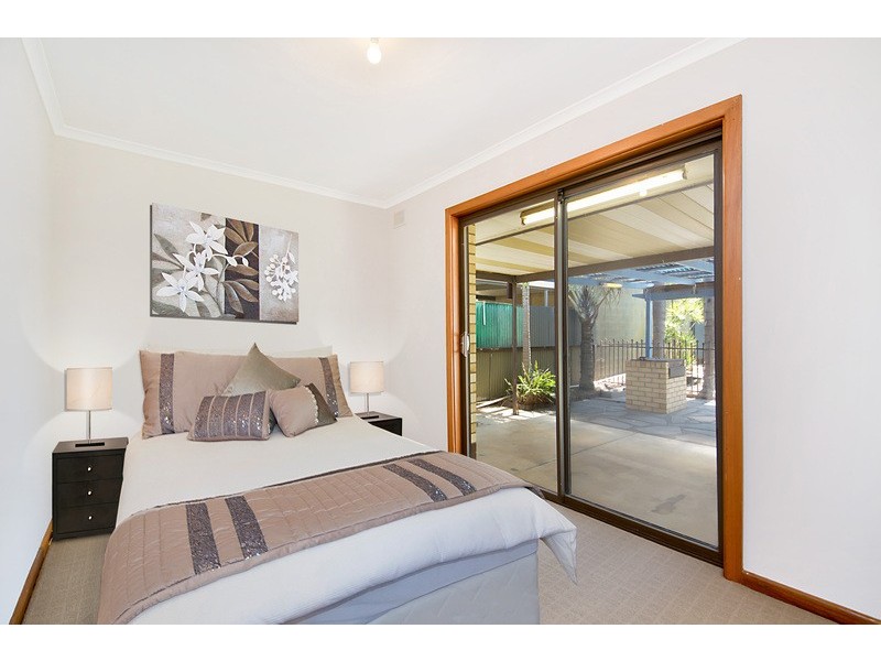 35 Paramount Road, Salisbury Downs SA 5108