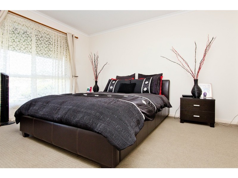 45 Castle Drive, Burton SA 5110