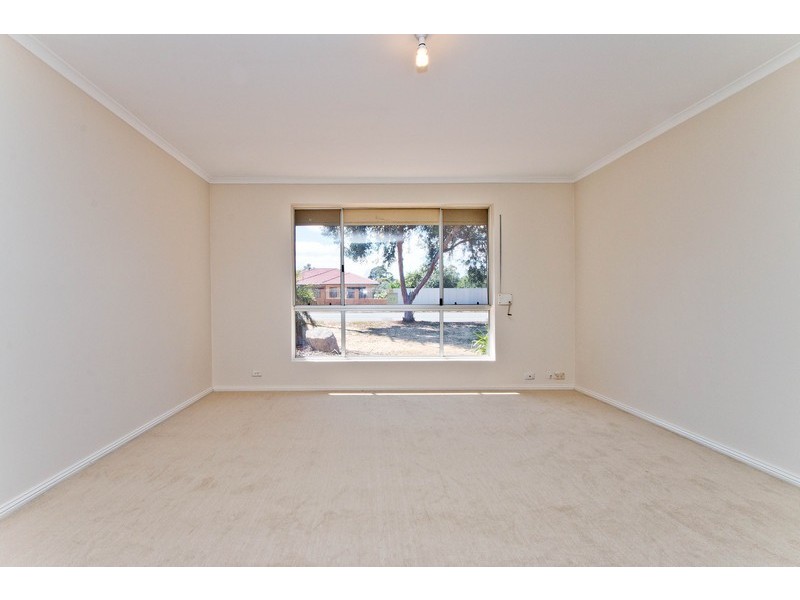 221 Whites Road, Paralowie SA 5108