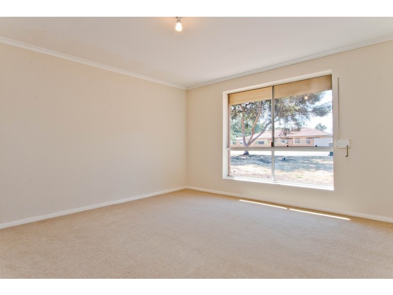 221 Whites Road, Paralowie SA 5108