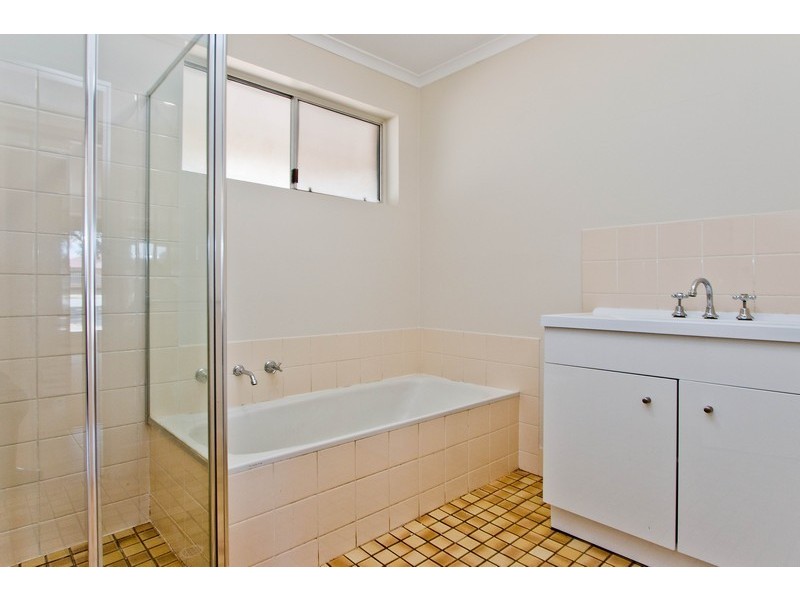 221 Whites Road, Paralowie SA 5108