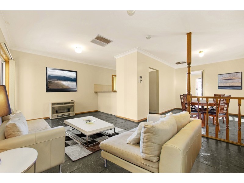 9 De Pledge Court, Wynn Vale SA 5127