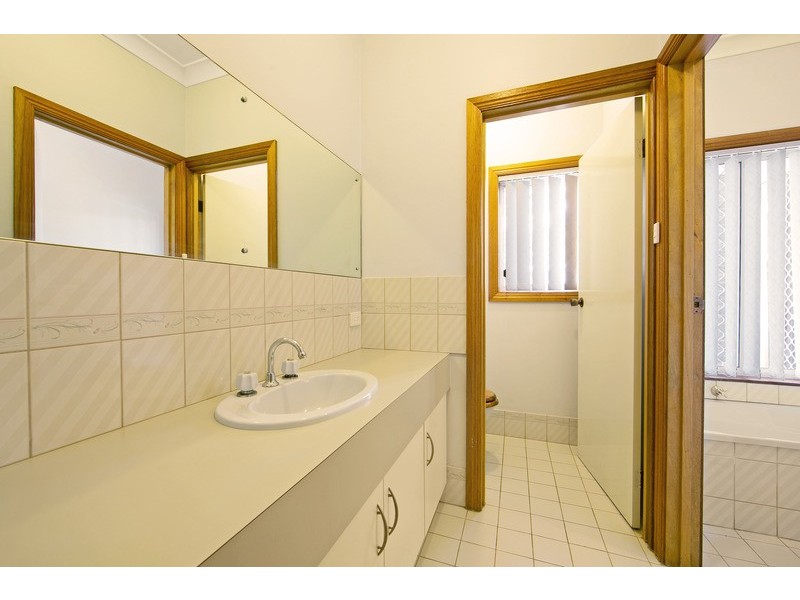 9 De Pledge Court, Wynn Vale SA 5127