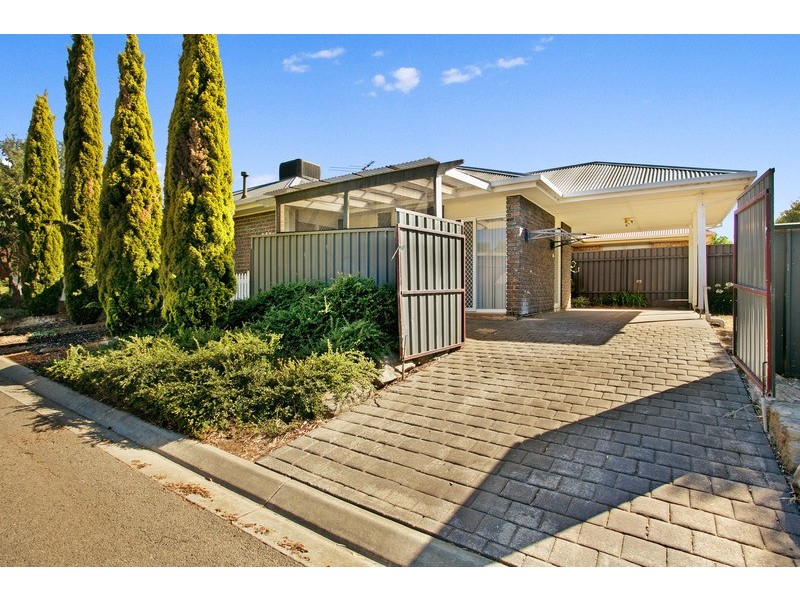 9 De Pledge Court, Wynn Vale SA 5127