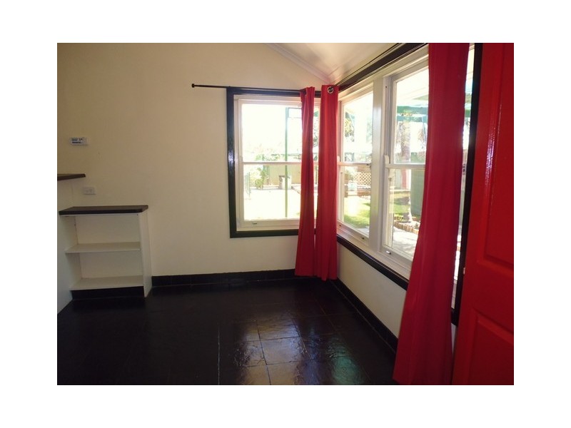 8 Prunus Avenue, Elizabeth Vale SA 5112