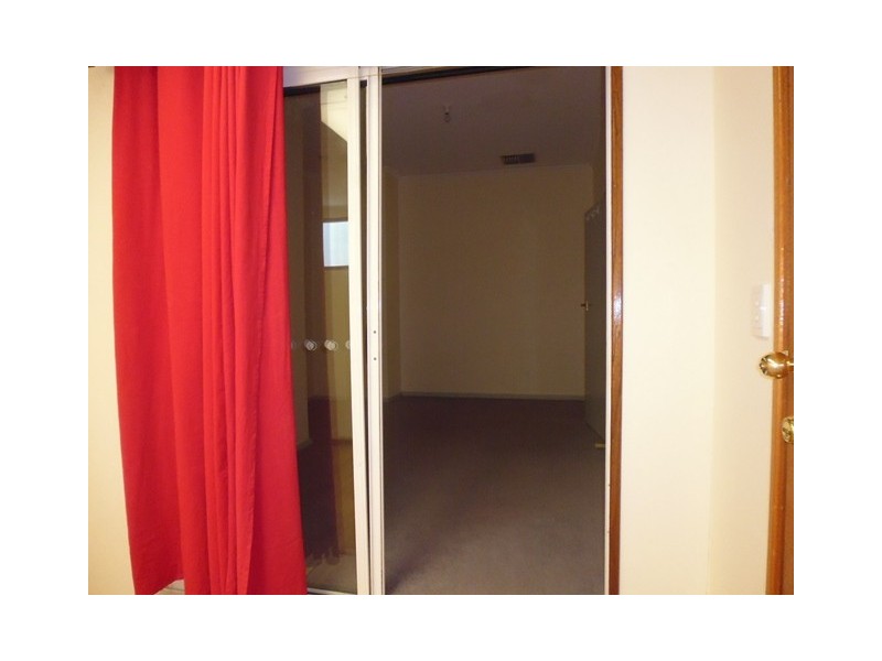 8 Prunus Avenue, Elizabeth Vale SA 5112