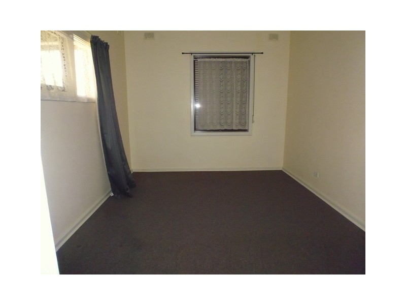 8 Prunus Avenue, Elizabeth Vale SA 5112