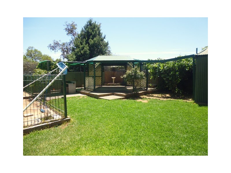 8 Prunus Avenue, Elizabeth Vale SA 5112