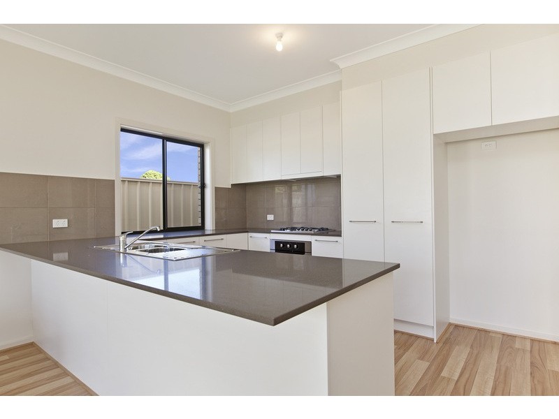 2/53 Kings Road, Salisbury Downs SA 5108