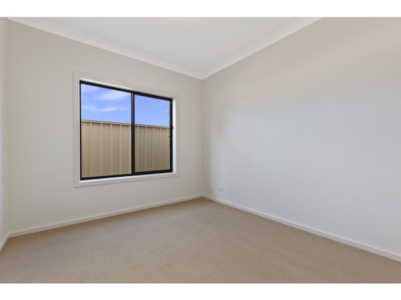 2/53 Kings Road, Salisbury Downs SA 5108