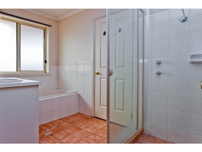 9 Lucy Street, Burton SA 5110