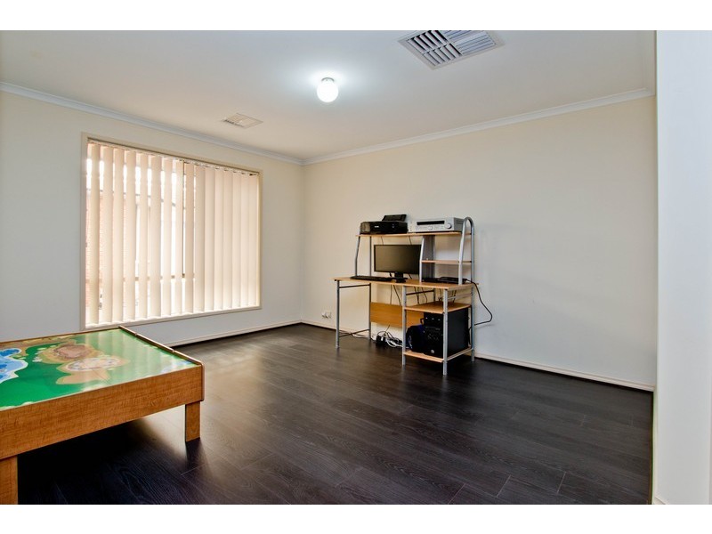 4 Emu Court, Paralowie SA 5108