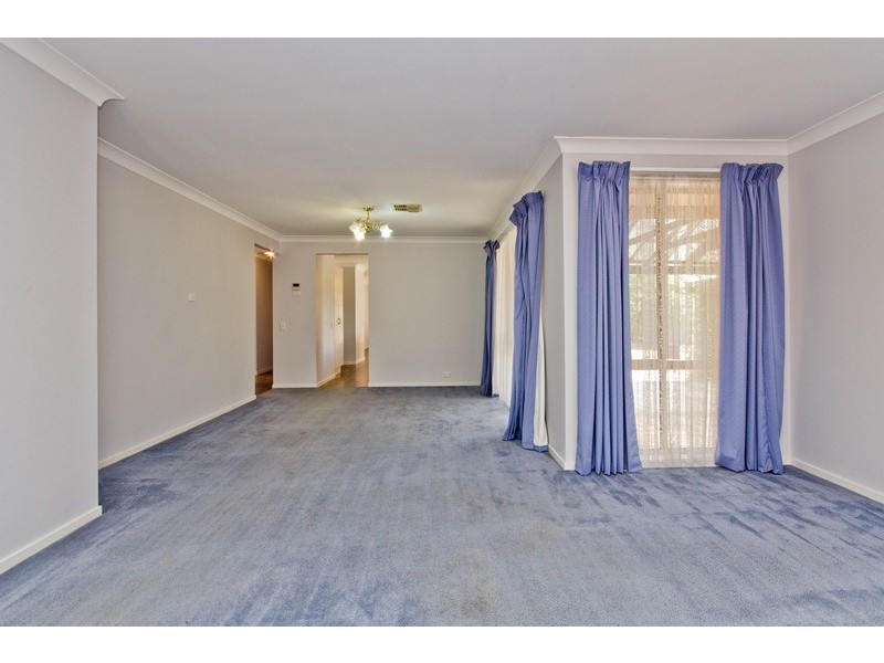 6 Silkie Court, Parafield Gardens SA 5107