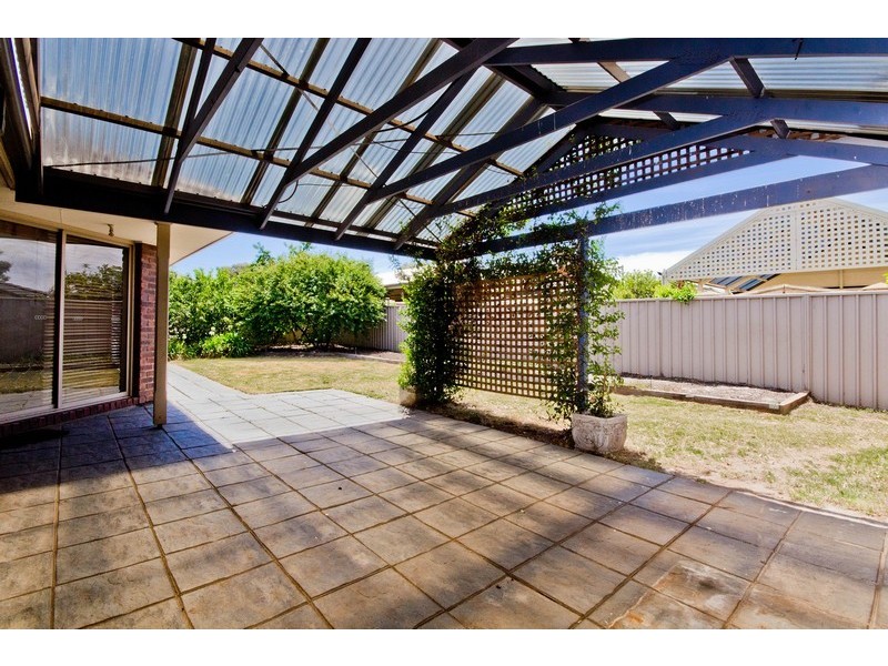 6 Silkie Court, Parafield Gardens SA 5107