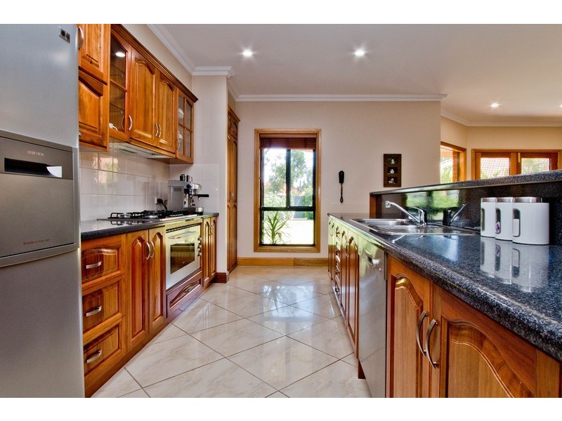 6 Lakewood Court, Mawson Lakes SA 5095