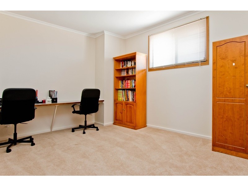 6 Lakewood Court, Mawson Lakes SA 5095