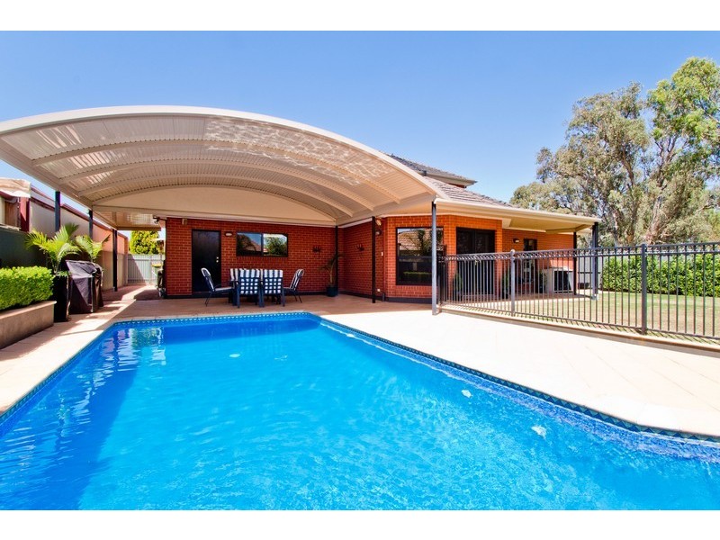 6 Lakewood Court, Mawson Lakes SA 5095