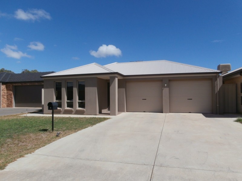 6 Melvina Road, Paralowie SA 5108