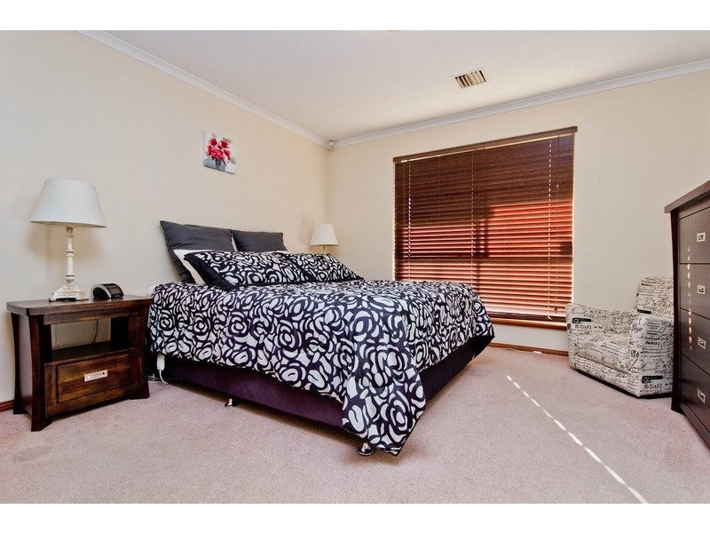 9 Birchen Avenue, Parafield Gardens SA 5107
