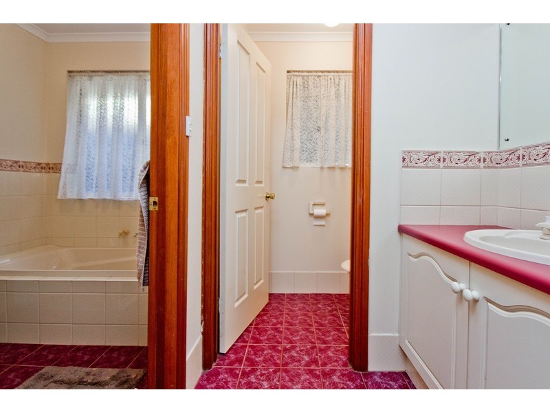 9 Birchen Avenue, Parafield Gardens SA 5107