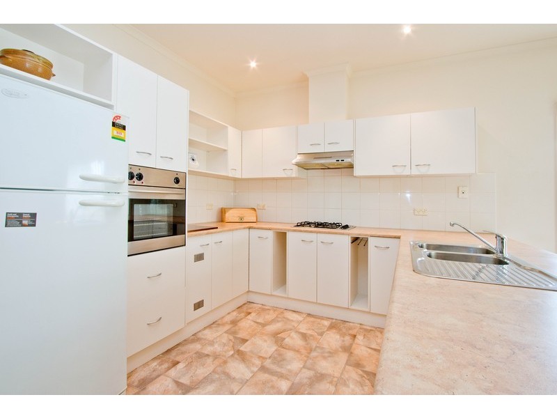 2 Sandpiper Chase, Mawson Lakes SA 5095