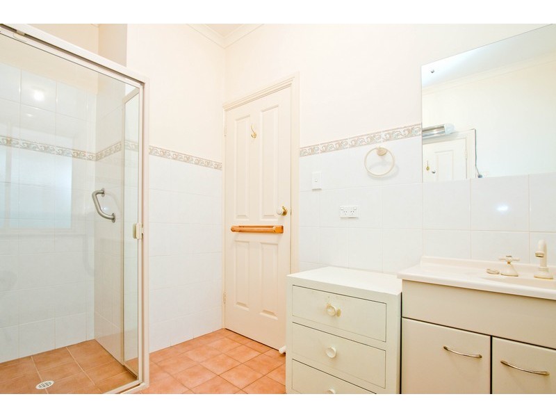 2 Sandpiper Chase, Mawson Lakes SA 5095