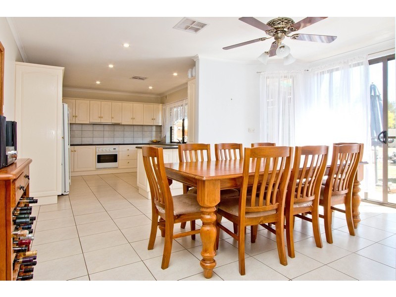 25 Trotters Drive, Globe Derby Park SA 5110