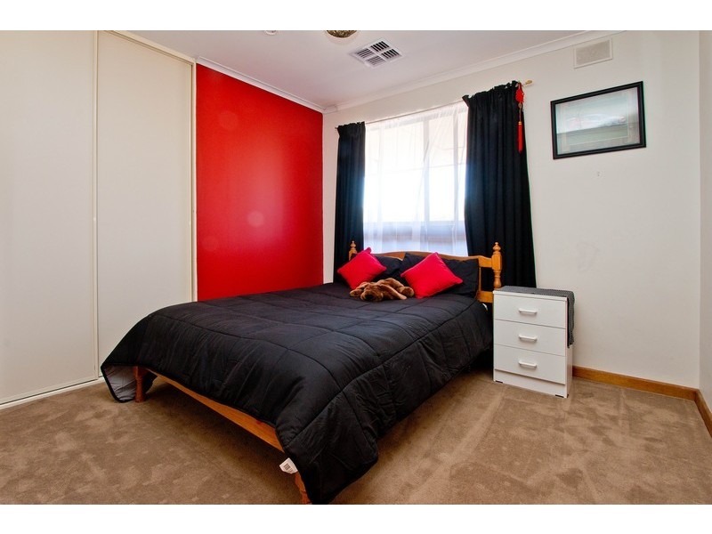 25 Trotters Drive, Globe Derby Park SA 5110