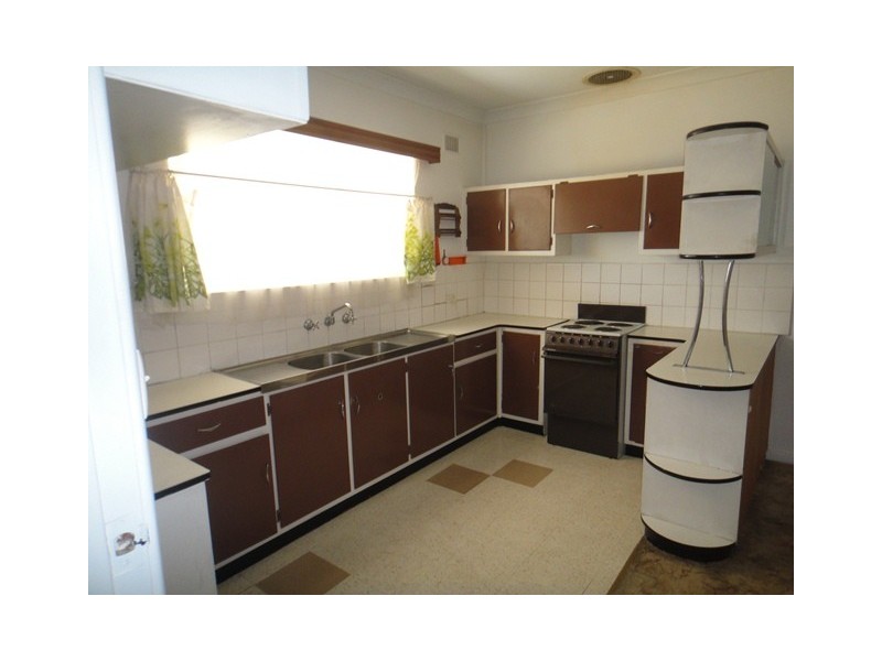 4 Birdwood Road, Greenacres SA 5086