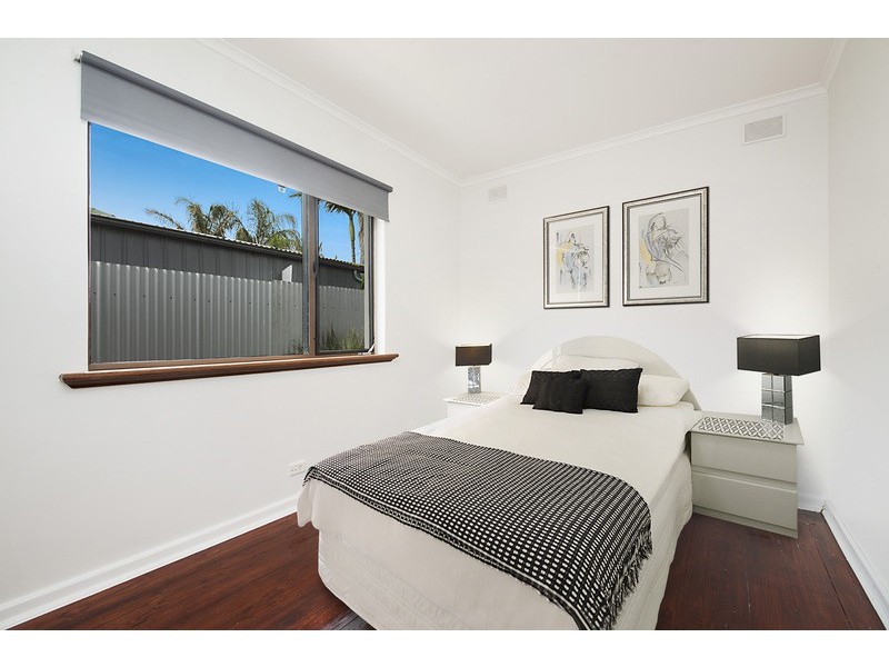 11 St Clair Avenue, Para Hills SA 5096