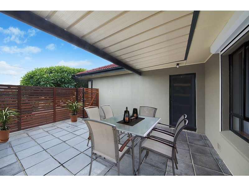 11 St Clair Avenue, Para Hills SA 5096