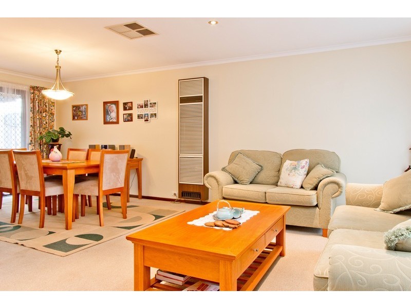 17 Dotterel Court, Wynn Vale SA 5127