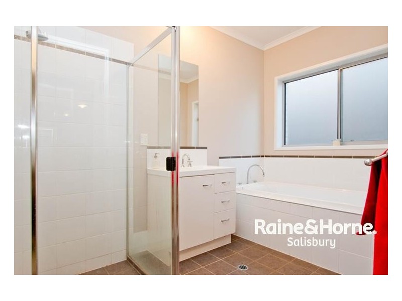 5 Teviot Place, Blakeview SA 5114