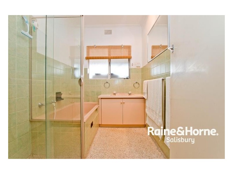 16 Shirley Avenue, Parafield Gardens SA 5107