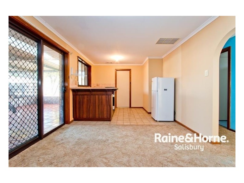 16 Hopner Avenue, Burton SA 5110