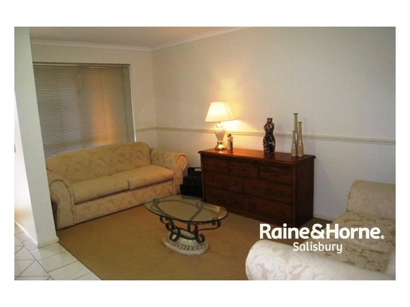 3 Chesterfield Walk, Hillbank SA 5112