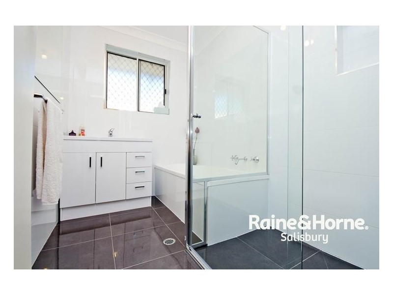 2/3 Ormsby Avenue, Parafield Gardens SA 5107