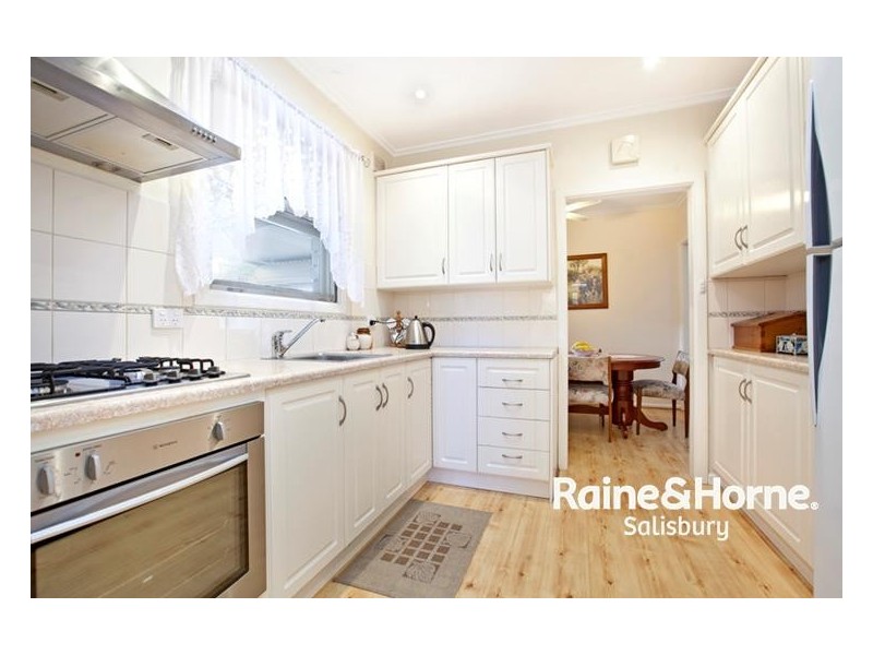 12 Rosemary Avenue, Parafield Gardens SA 5107