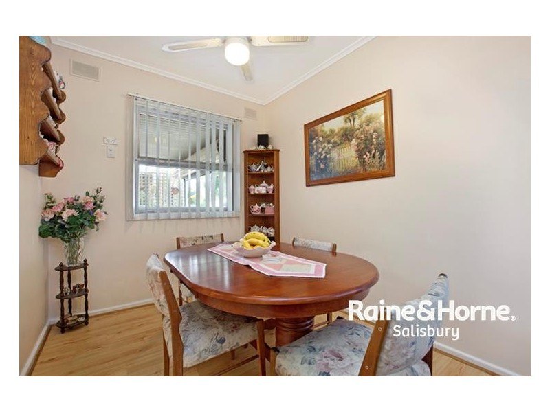 12 Rosemary Avenue, Parafield Gardens SA 5107