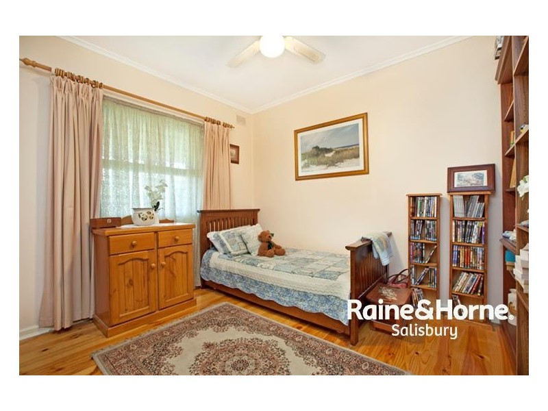 12 Rosemary Avenue, Parafield Gardens SA 5107