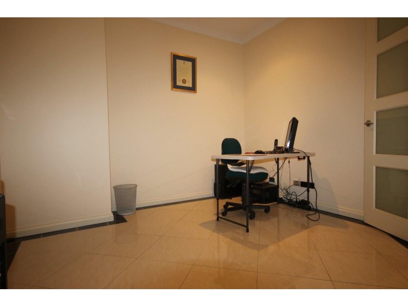 7 Creekview Drive, Mawson Lakes SA 5095