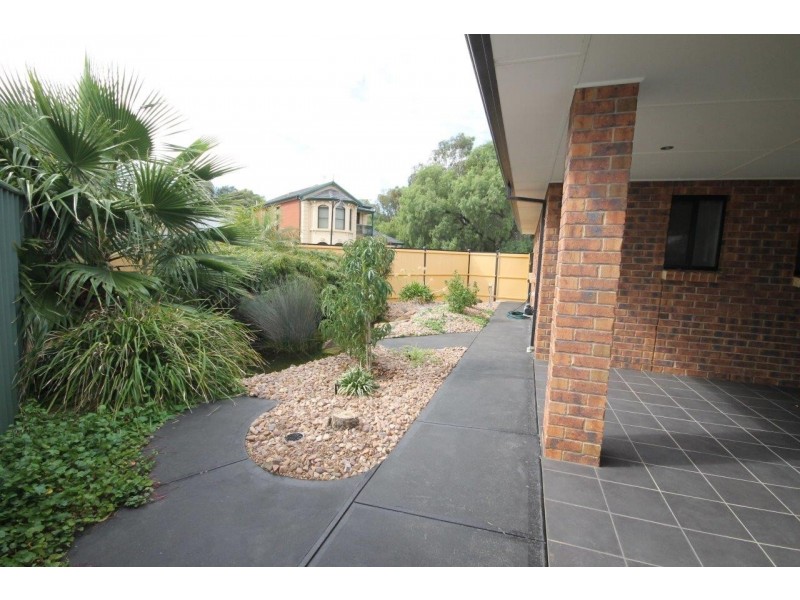 7 Creekview Drive, Mawson Lakes SA 5095